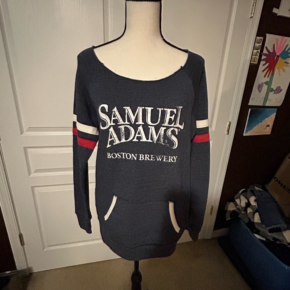 NWOT Sam Adams sweatshirt. From Boston brewery.